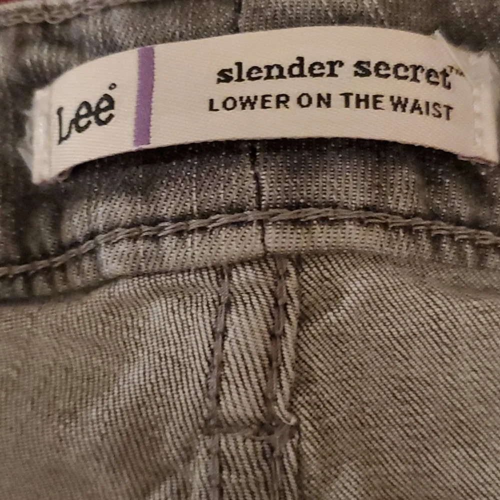 Lee Slender Secret Lower On The Waist Women's Gray Jeans - Size 16 Short
